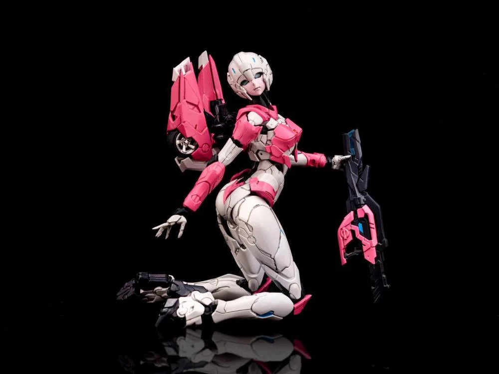 PREORDER Transformers Furai 28 Arcee Model Kit