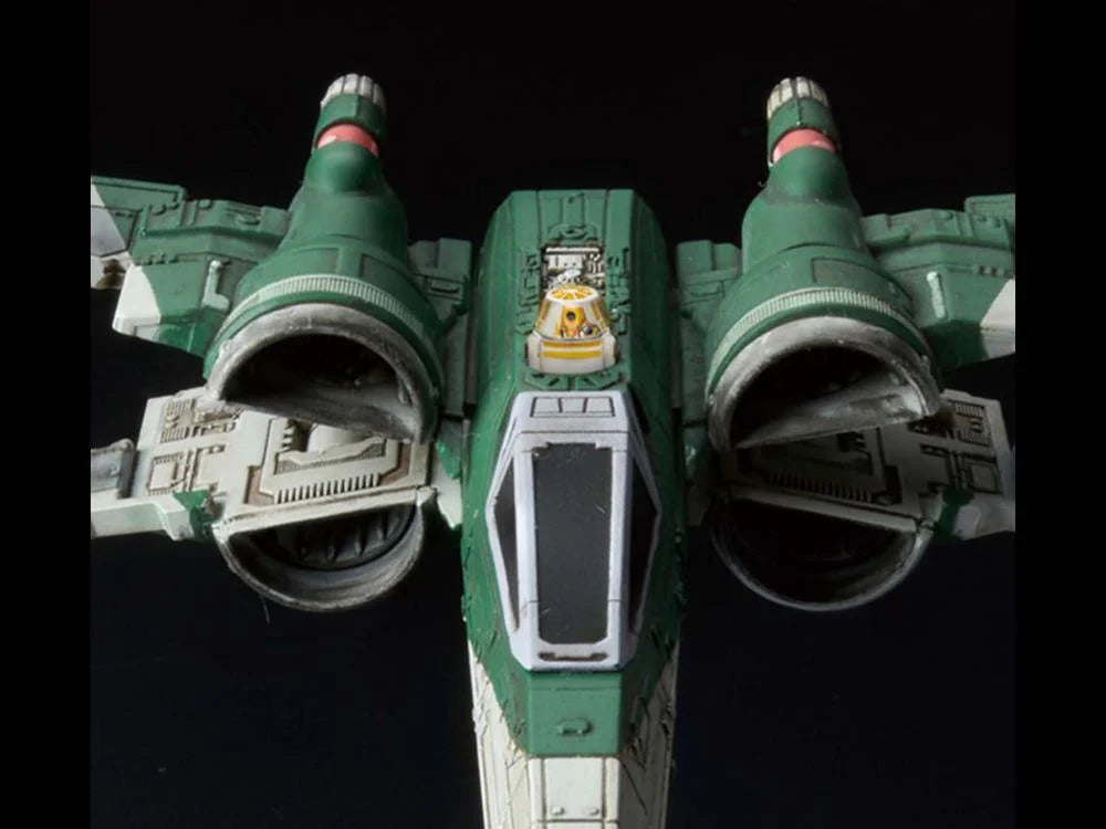 PREORDER Star Wars: The Rise of Skywalker X-Wing Fighter #17 1/144 Scale Model Kit