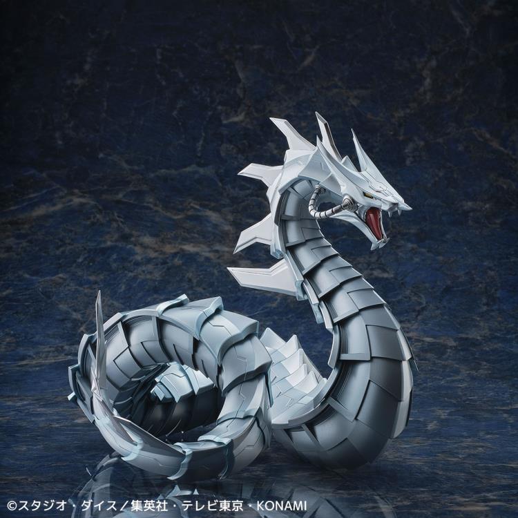 PREORDER Yu-Gi-Oh! Duel Monsters GX Cyber Dragon Figure