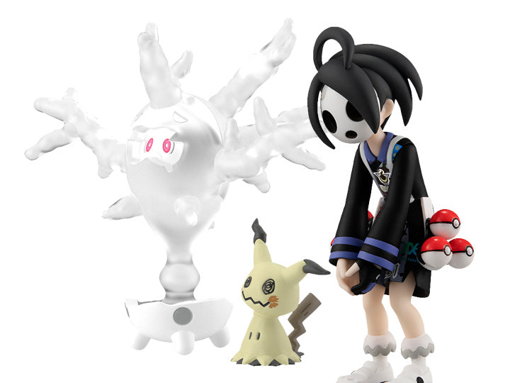 PREORDER Pokemon Scale World Galar Region Allister, Mimikyu & Cursola Set