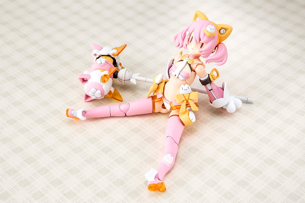 PREORDER Megami Device PUNI MOFU Mao 1/1 Scale Model Kit