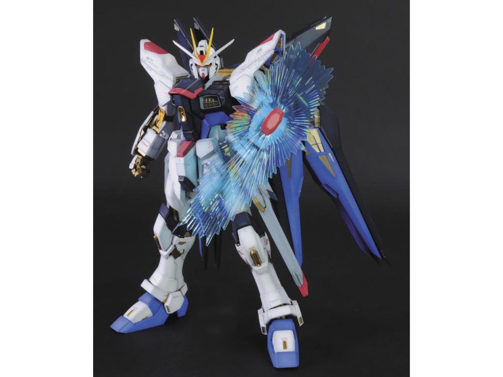 PREORDER PG 1/60 STRIKE FREEDOM GUNDAM