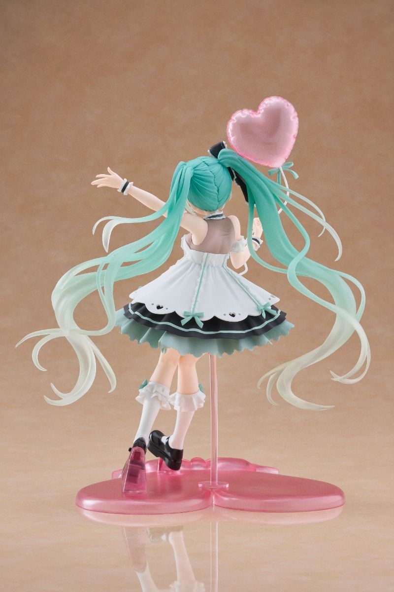 PREORDER Hatsune Miku - Hatsune Miku AMP+ Prize Figure (Birthday 2025 Party Ver.)