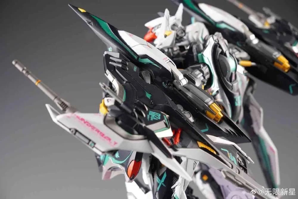 IN STOCK Infinity Nova Thunderbolt Manta Ray 1/100 Scale Model Kit
