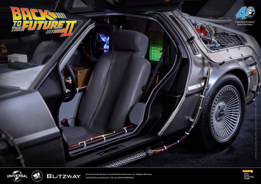 PREORDER Back to the Future Part II DeLorean 1/6 Scale Vehicle