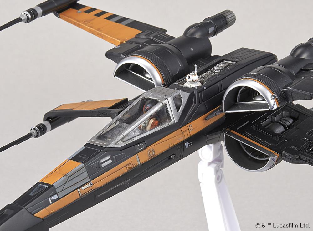 PREORDER Star Wars Poe's X-Wing Fighter 1/72 Scale Model Kit
