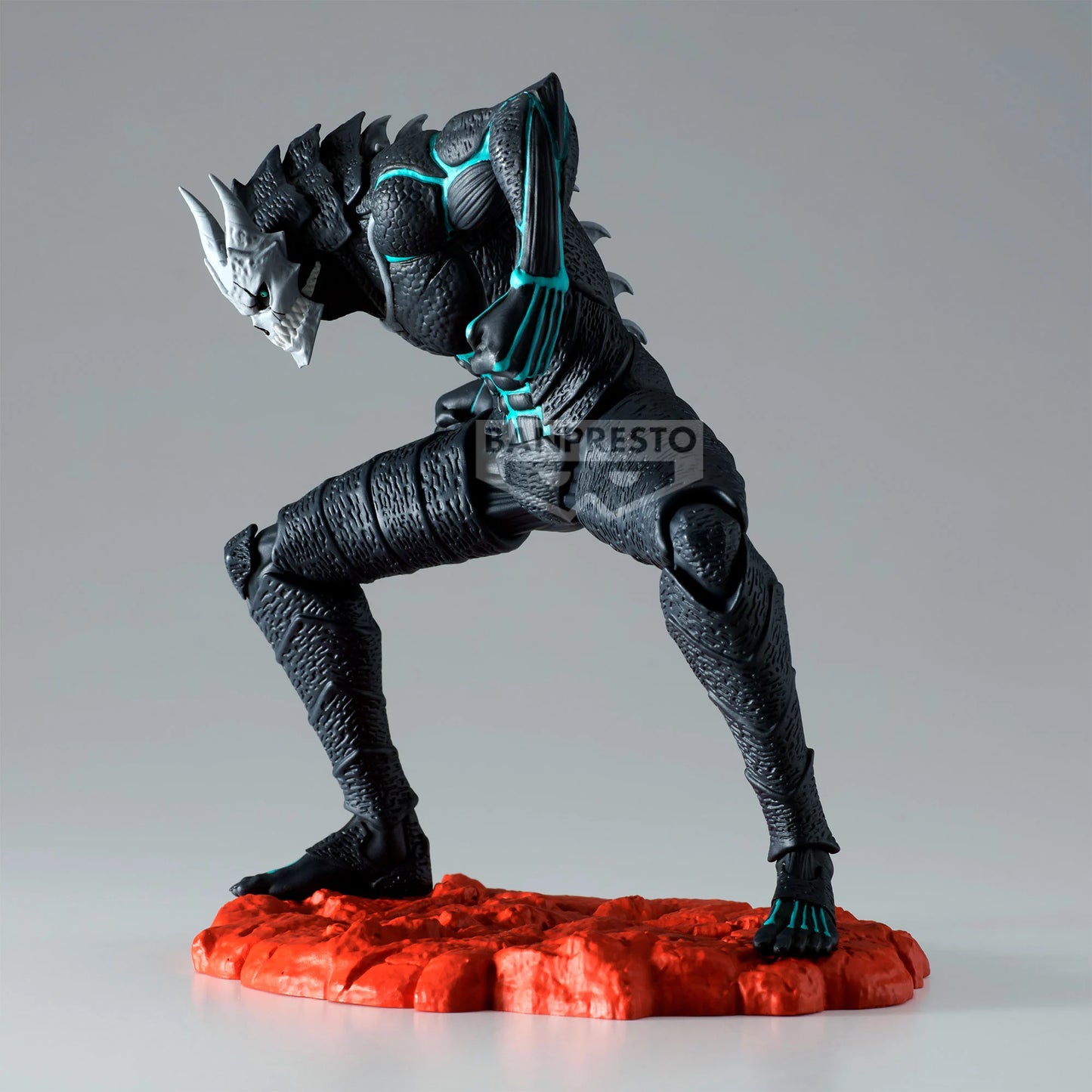 PREORDER KAIJU NO. 8 - Kaiju No. 8 - Figure The Anime 11cm