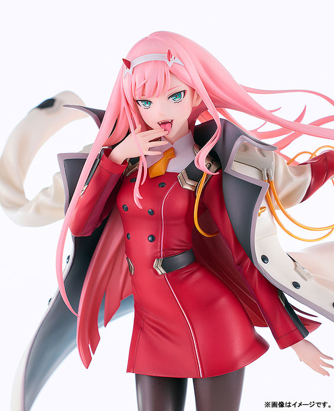 PREORDER DARLING in the FRANXX Zero Two 1/7 Complete Figure