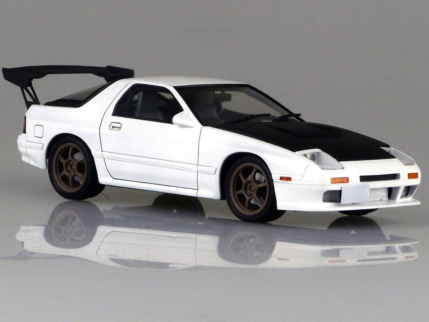 PREORDER 1/24 Ryosuke Takahashi FC3S RX-7 Hakone Showdown Specifications (Initial D