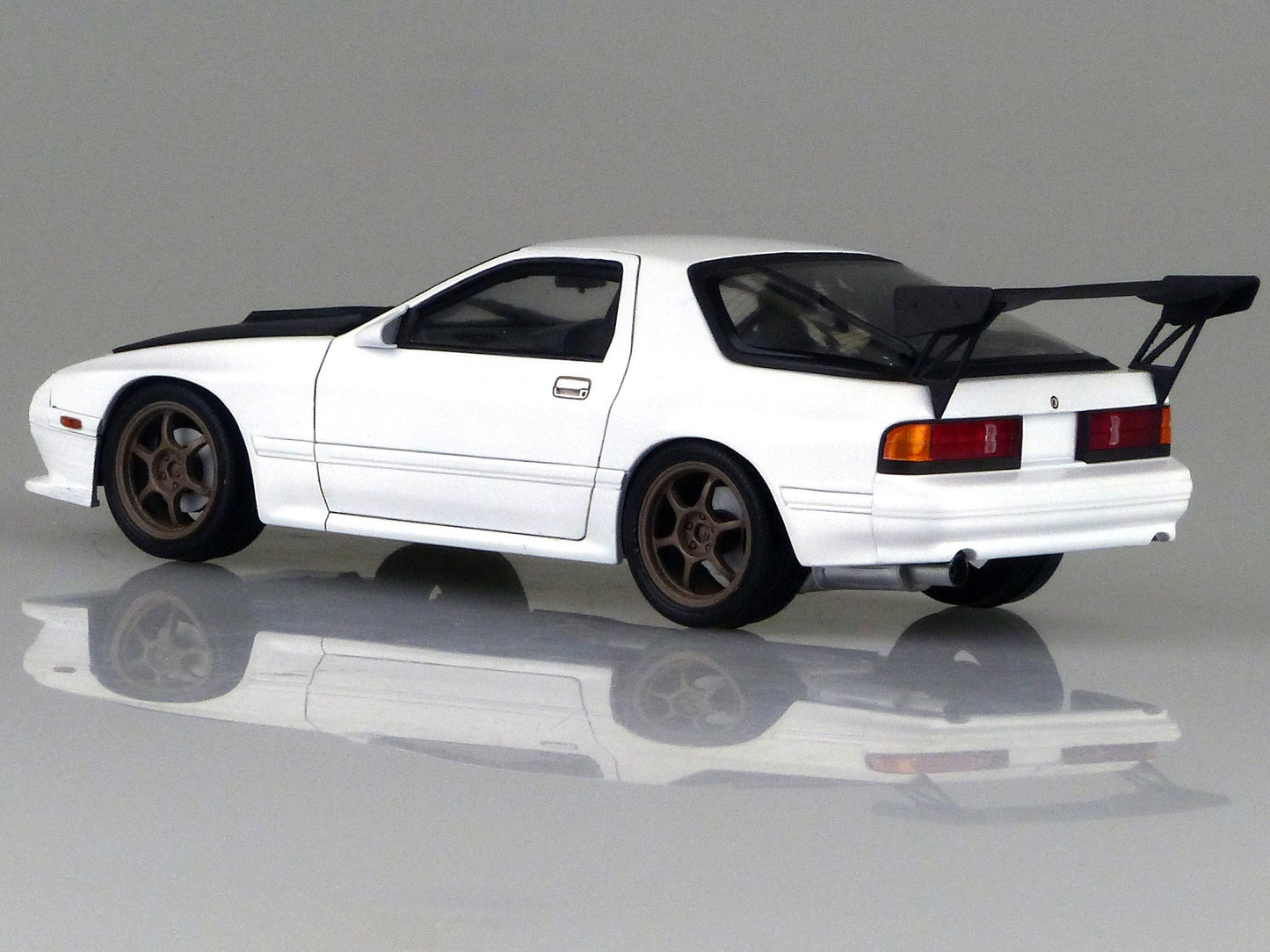 PREORDER 1/24 Ryosuke Takahashi FC3S RX-7 Hakone Showdown Specifications (Initial D