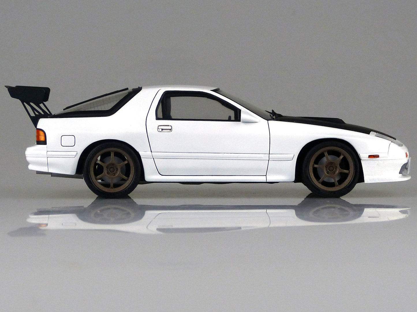 PREORDER 1/24 Ryosuke Takahashi FC3S RX-7 Hakone Showdown Specifications (Initial D