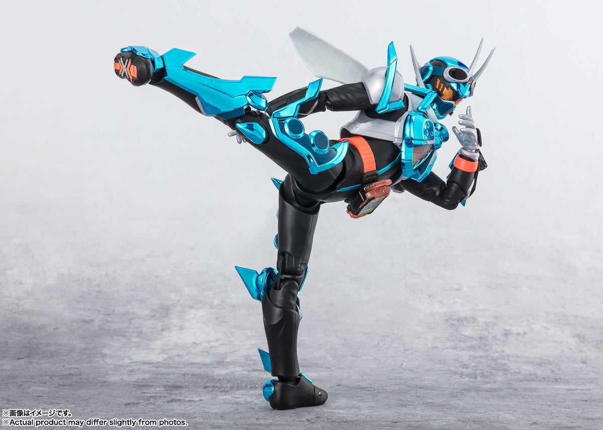 PREORDER S.H.Figuarts KAMEN RIDER GOTCHARD STEAMHOPPER