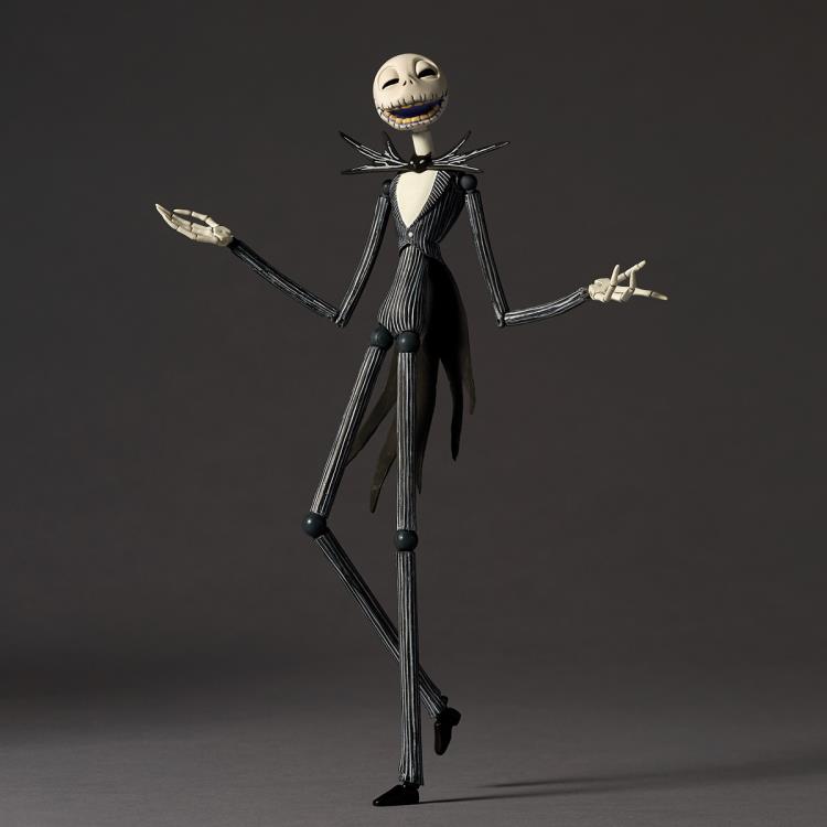 PREORDER The Nightmare Before Christmas Revoltech NR016 Jack Skellington (Ver. 1.5)