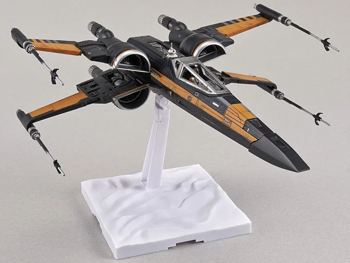 PREORDER Star Wars Poe's X-Wing Fighter 1/72 Scale Model Kit