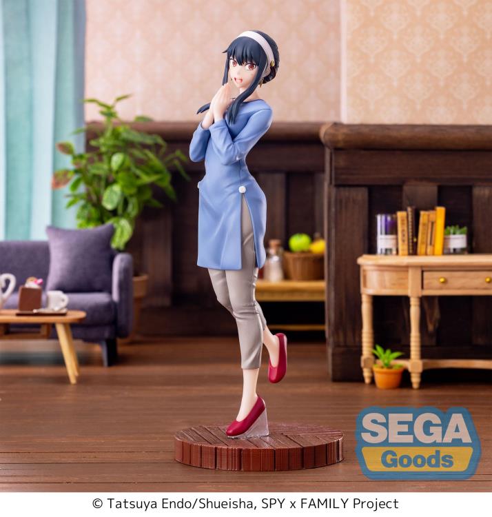 PREORDER Spy x Family Luminasta Yor Forger (Season 1 Cours 2 ED Coordination Ver.) Figure