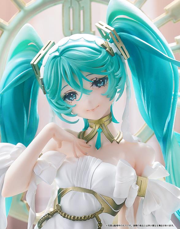 PREORDER Vocaloid Character Vocal Series 01: Hatsune Miku (Feat. Yoneyama Mai) 1/7 Scale Figure