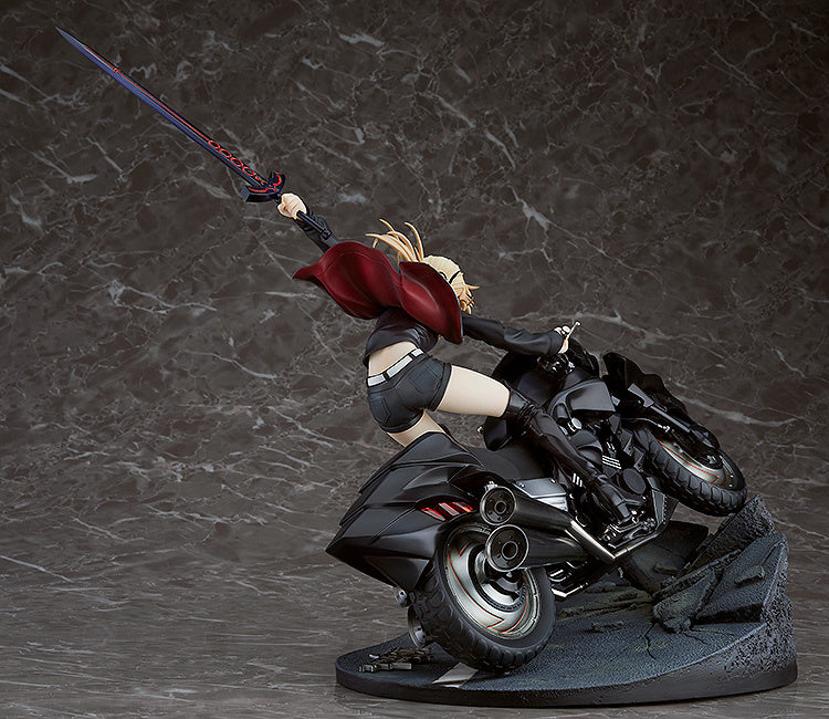PREORDER Saber/Altria Pendragon (Alter) & Cuirassier Noir(re-run)