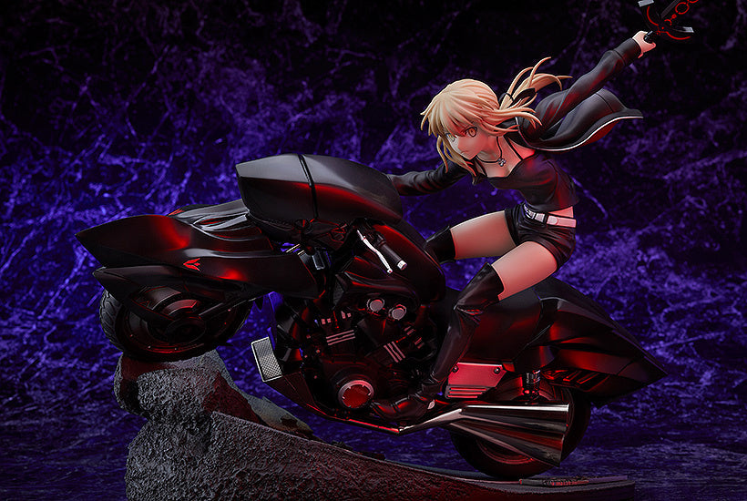 PREORDER Saber/Altria Pendragon (Alter) & Cuirassier Noir(re-run)