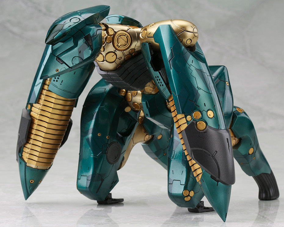 PREORDER 1/100 Metal Gear RAY (Metal Gear Solid 4 Guns Of The Patriots) (Reissue)
