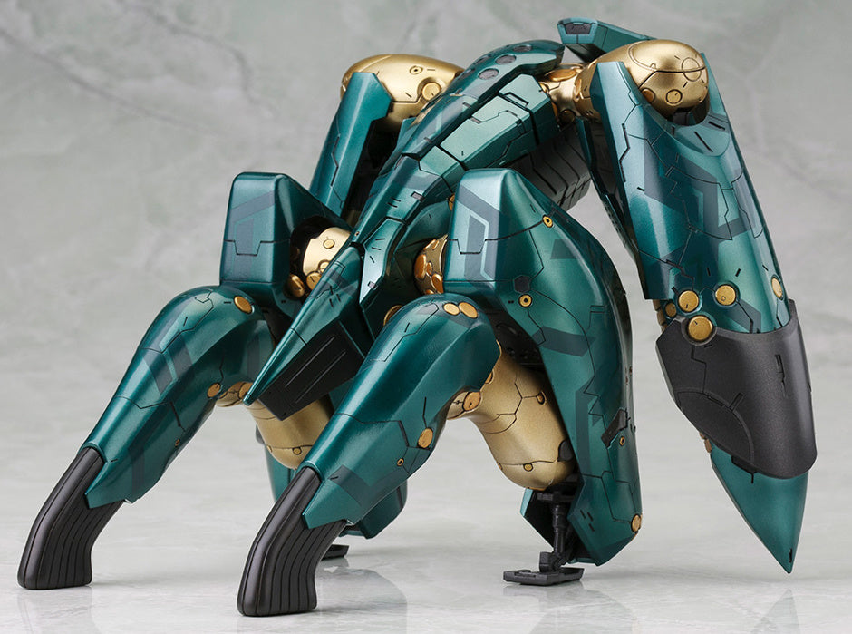 PREORDER 1/100 Metal Gear RAY (Metal Gear Solid 4 Guns Of The Patriots) (Reissue)
