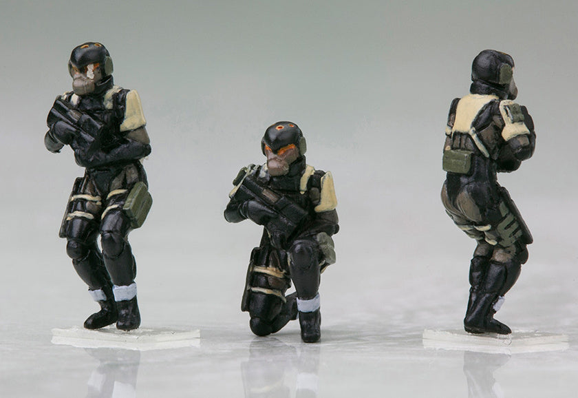 PREORDER 1/100 Metal Gear RAY (Metal Gear Solid 4 Guns Of The Patriots) (Reissue)