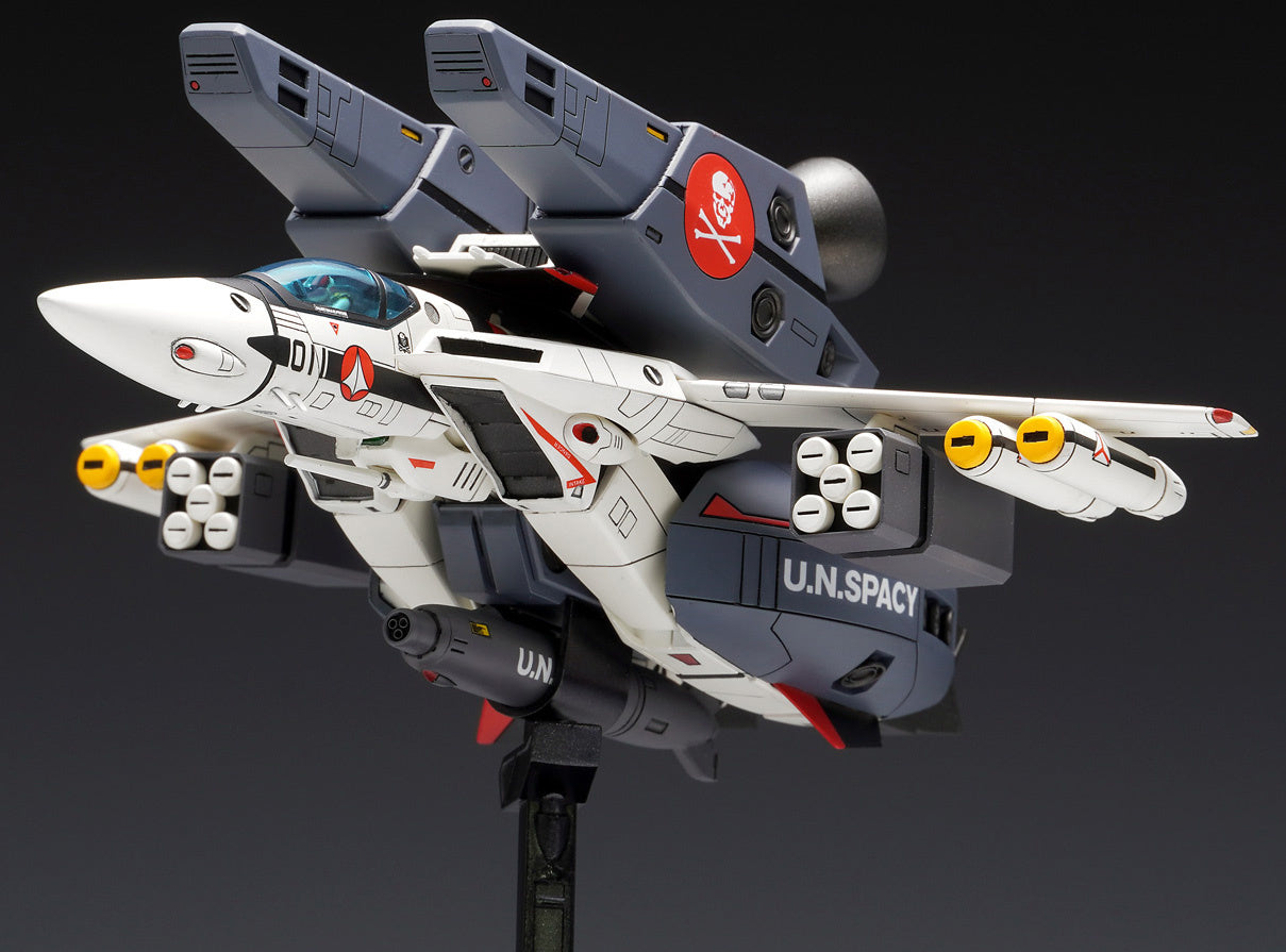 PREORDER 1/100 VF-1S/A Super Valkyrie (Fighter) Model Kit