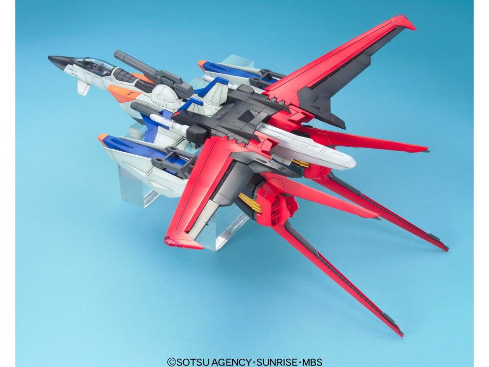PREORDER PG 1/60 Skygrasper + Aile Striker Model Kit
