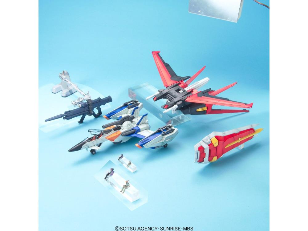 PREORDER PG 1/60 Skygrasper + Aile Striker Model Kit