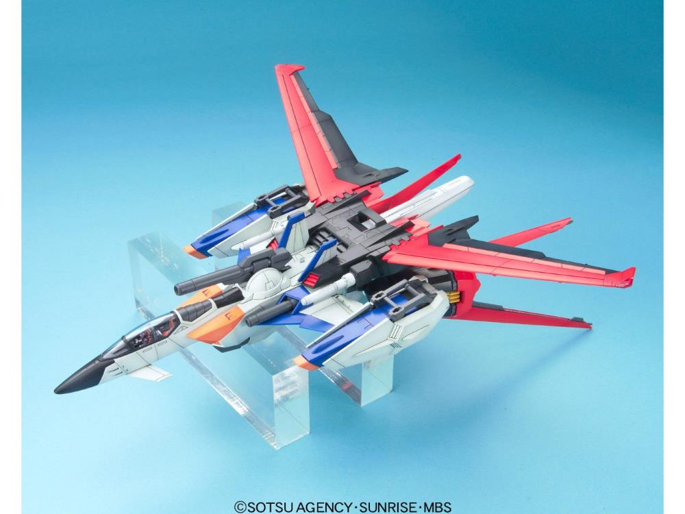PREORDER PG 1/60 Skygrasper + Aile Striker Model Kit
