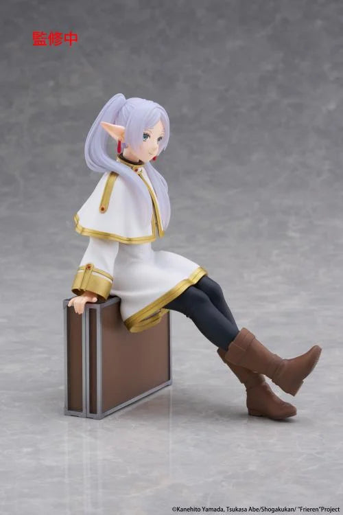PREORDER Frieren: Beyond Journey's End Desktop Cute Frieren (Trunk Case Ver.) Figure