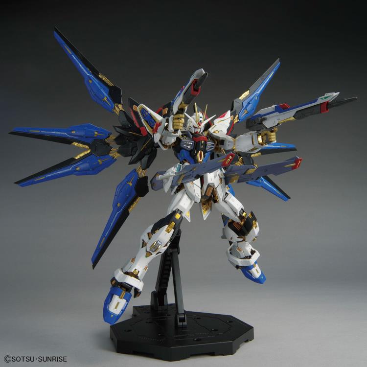 IN STOCK MGEX 1/100 Strike Freedom Gundam