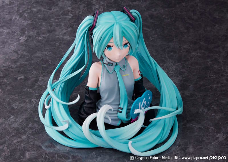 PREORDER Hatsune Miku 16th Anniversary Bust Figure