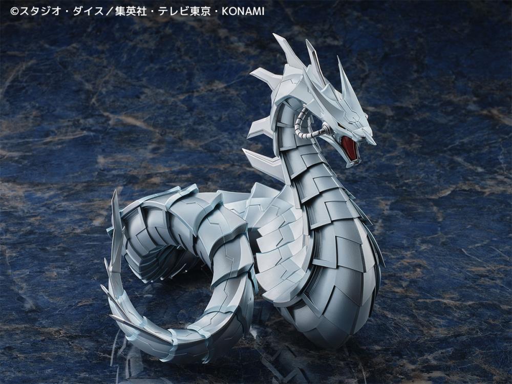 PREORDER Yu-Gi-Oh! Duel Monsters GX Cyber Dragon Figure