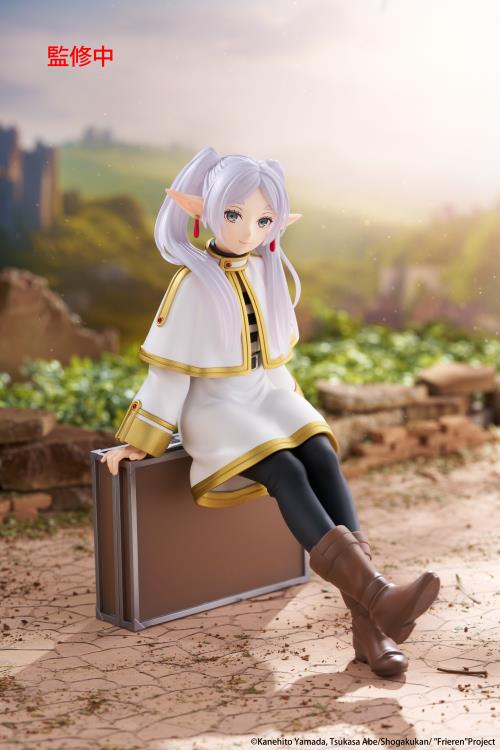 PREORDER Frieren: Beyond Journey's End Desktop Cute Frieren (Trunk Case Ver.) Figure
