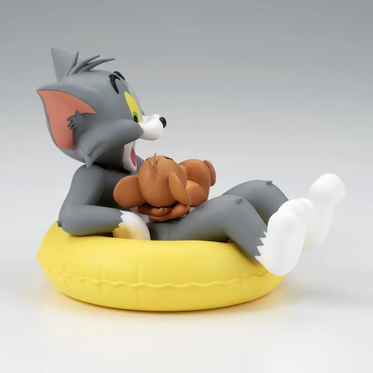 PREORDER Tom and Jerry Figure Collection Enjoy Float