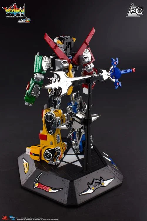 PREORDER Voltron: Defender of the Universe 40th Anniversary Voltron Collector's Set
