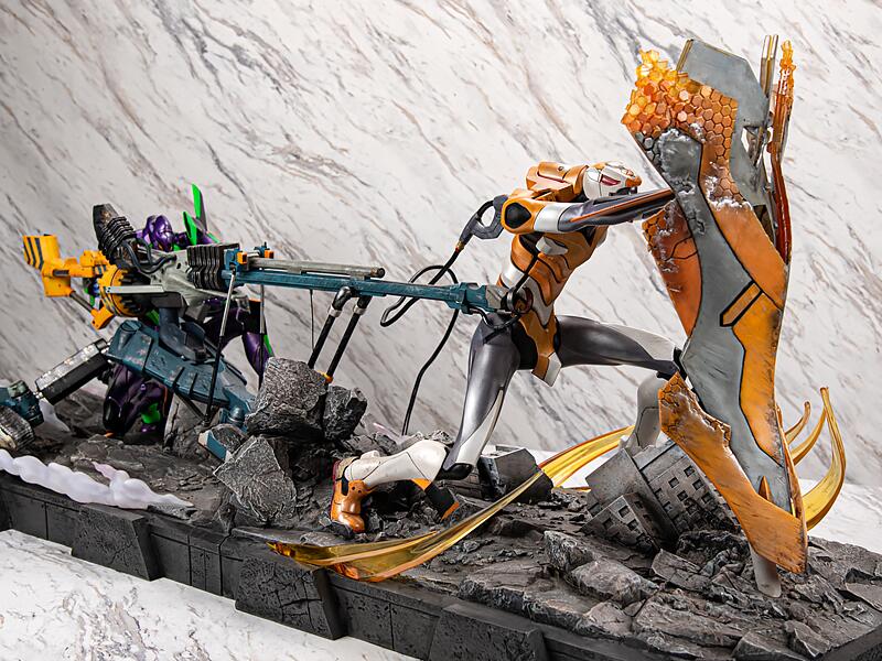 PREORDER "Rebuild of Evangelion Operation Yashima Evangelion Unit-01 Premium Metallic Color Ver. Statue "
