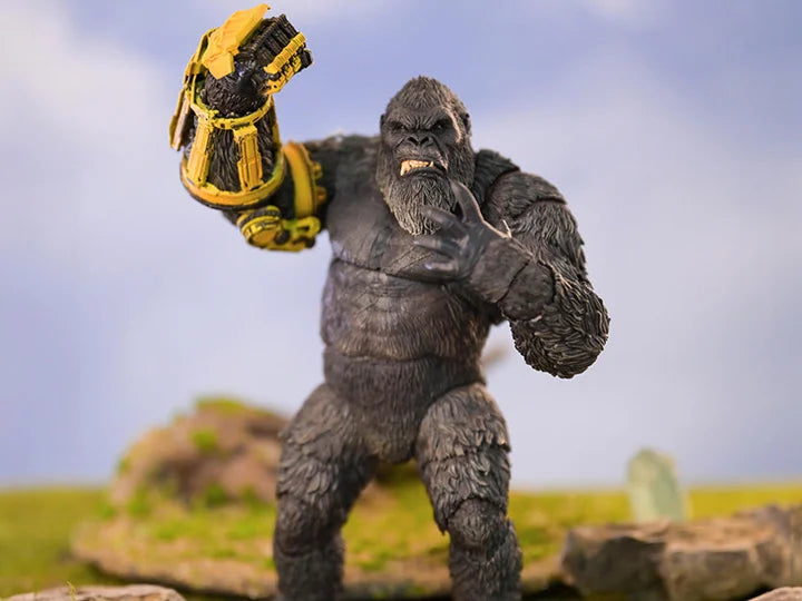 PREORDER Godzilla x Kong: The New Empire Kong (Beast Glove) PX Previews Exclusive Action Figure