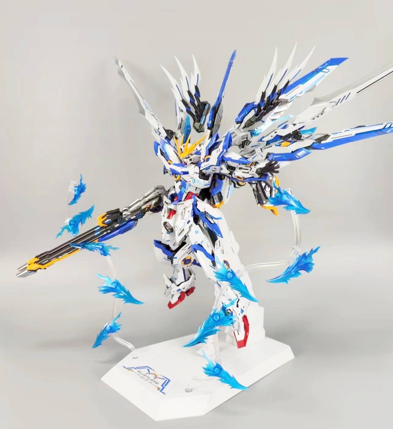 PREORDER ZA MODEL 1/100 BLUE FLAME ASSEMBLY MODEL KIT