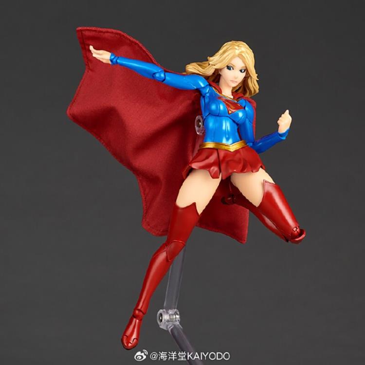 PREORDER DC Comics Amazing Yamaguchi Revoltech NR032 Supergirl