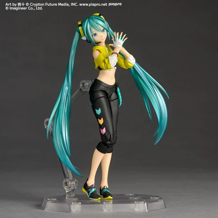 PREORDER Fitness Boxing Feat. Hatsune Miku Amazing Yamaguchi Revoltech NR093 Hatsune Miku (Boxing Ver.) Action Figure