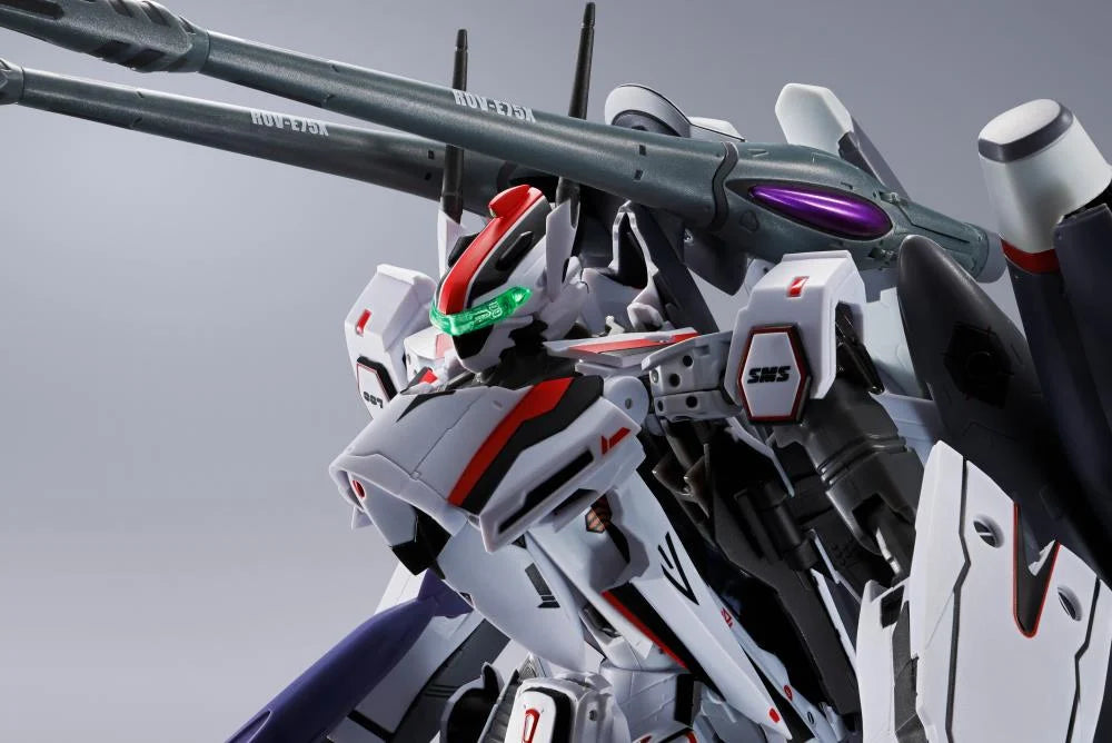 PREORDER Macross Frontier: The False Songstress DX Chogokin VF-25F Tornado Messiah Valkyrie (Alto Saotome Machine Revival Ver.)