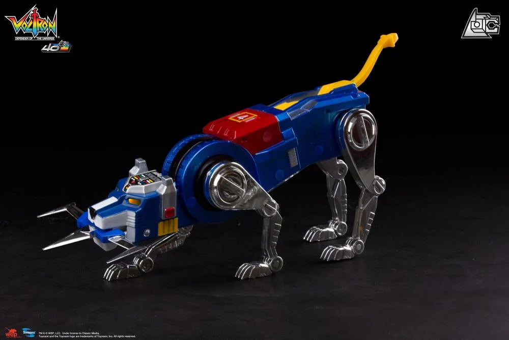 PREORDER Voltron: Defender of the Universe 40th Anniversary Voltron Collector's Set