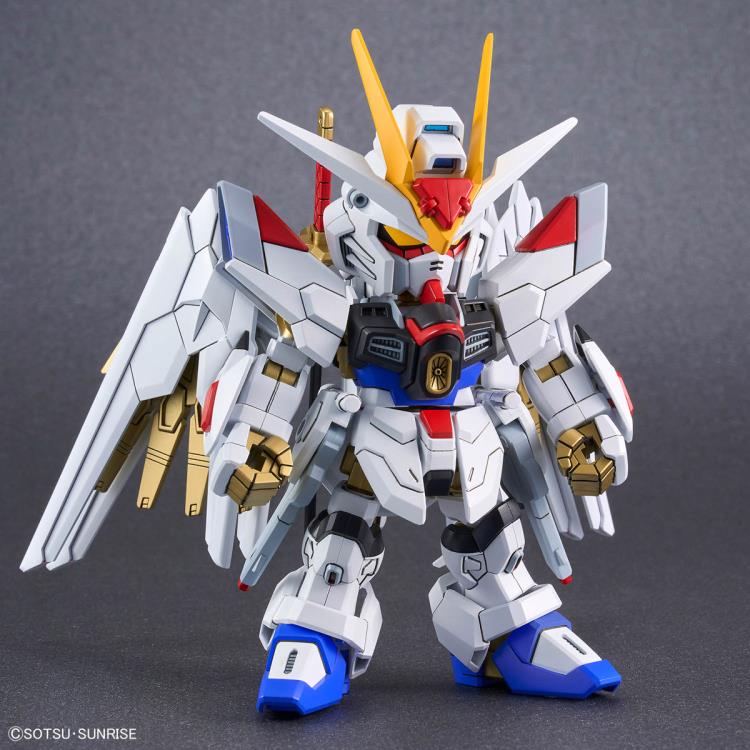 IN STOCK SD Gundam Cross Silhouette Mighty Strike Freedom Gundam (Mobile Suit Gundam SEED Freedom)