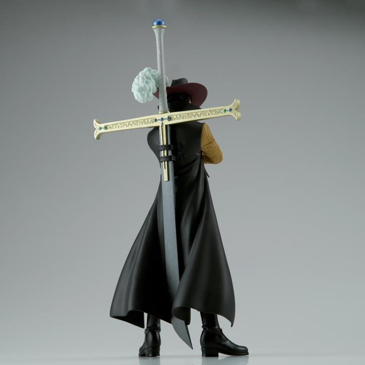 PREORDER One Piece DXF The Grandline Series Extra Dracule Mihawk