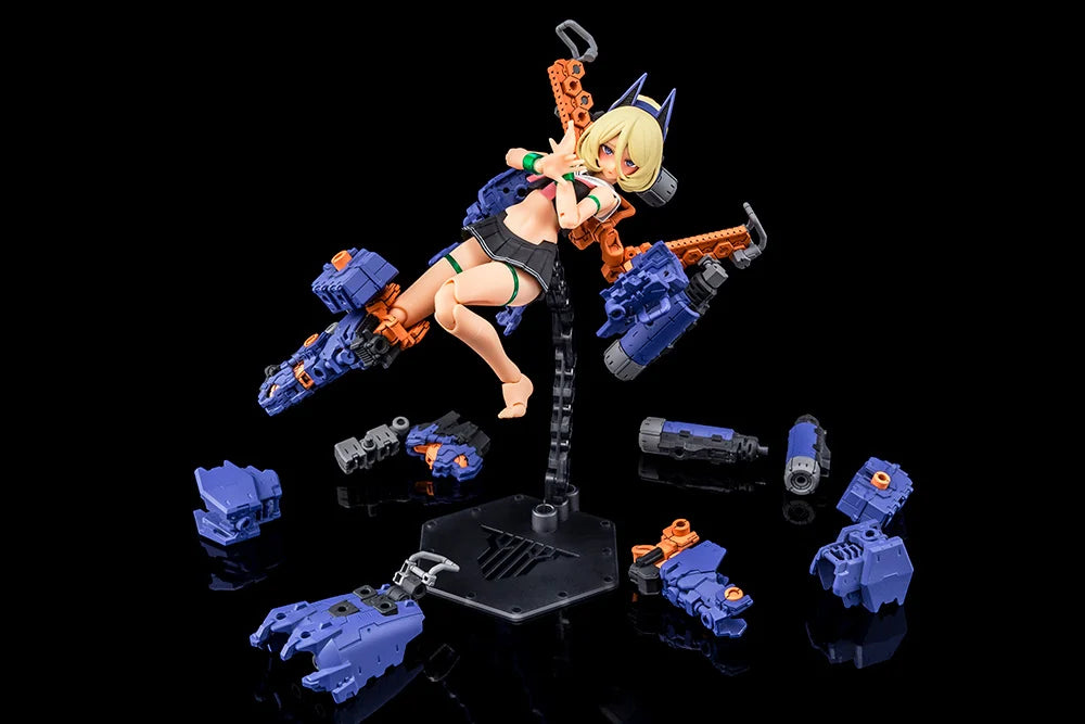 PREORDER Megami Device Buster Doll Tank (Midnight Fang) Model Kit