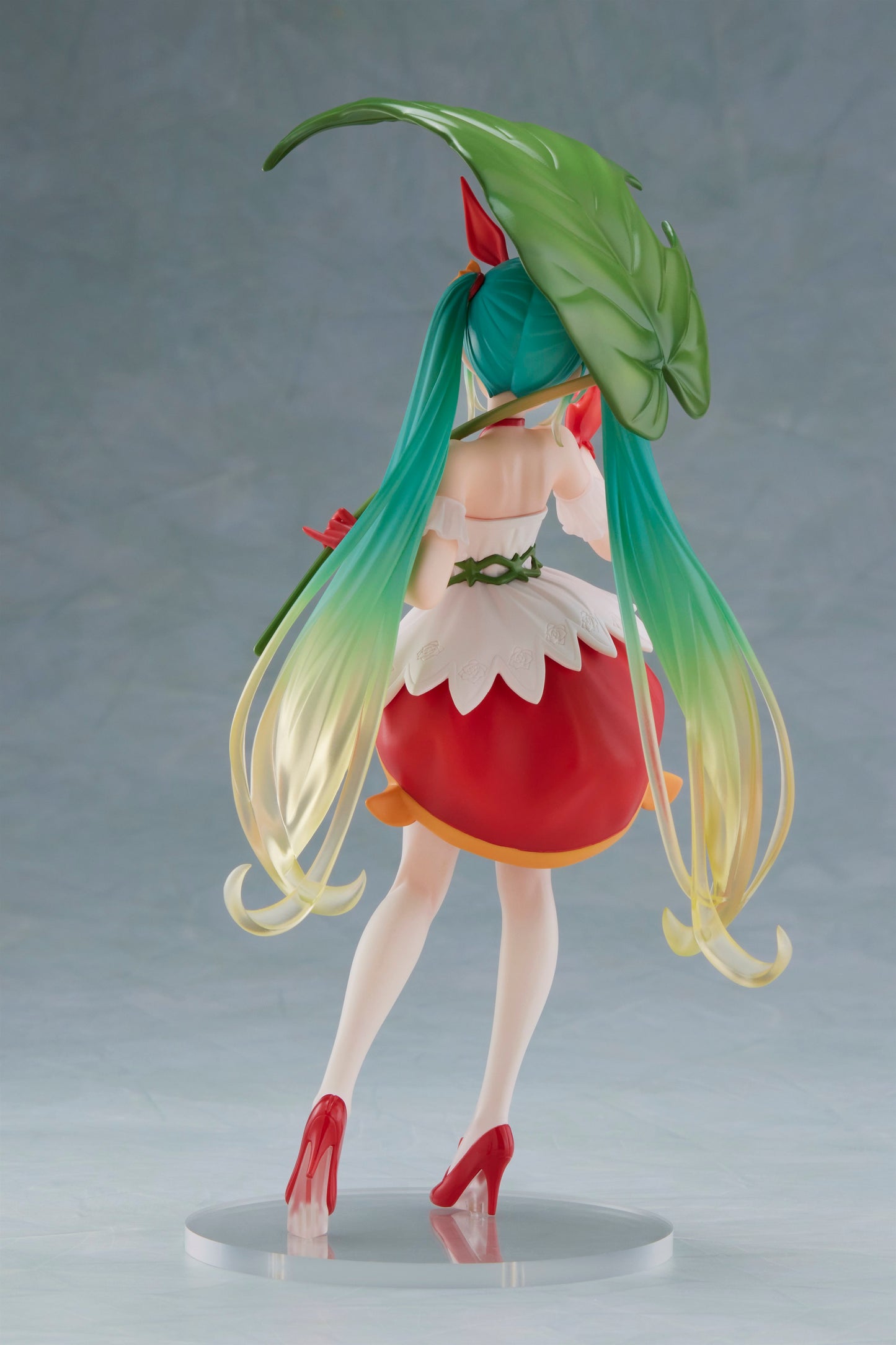 PREORDER Hatsune Miku - Hatsune Miku Wonderland Prize Figure (Thumbelina Ver.)
