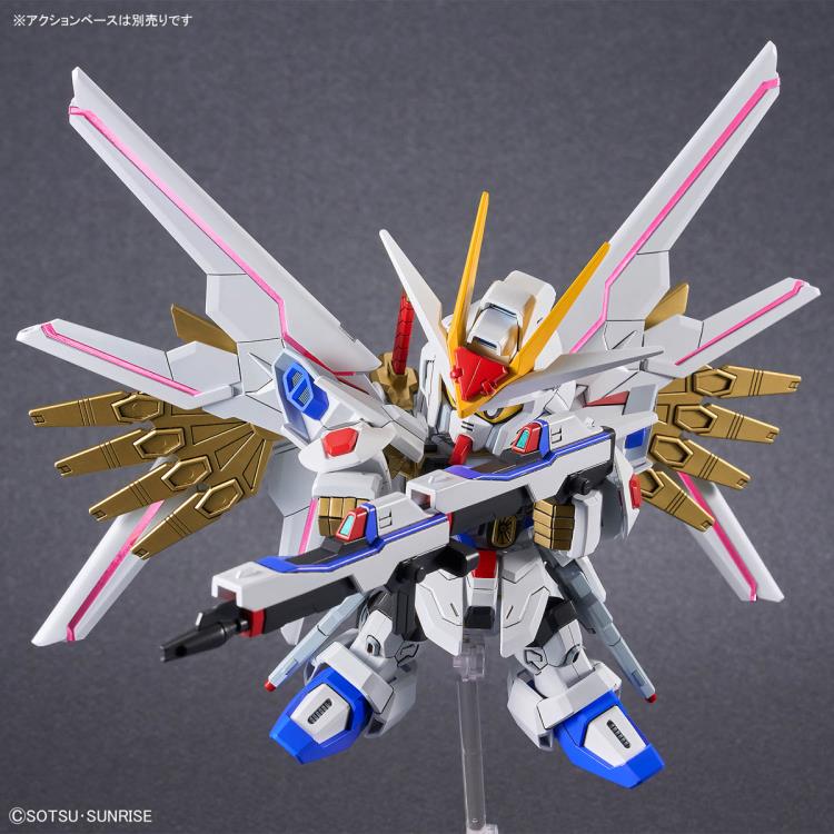 IN STOCK SD Gundam Cross Silhouette Mighty Strike Freedom Gundam (Mobile Suit Gundam SEED Freedom)