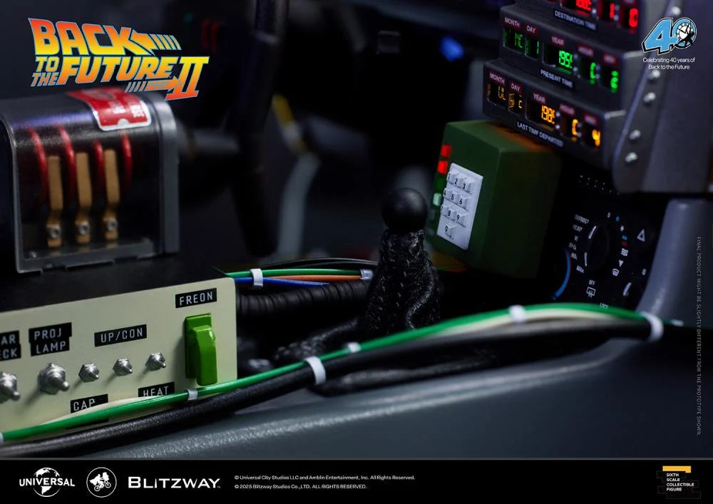 PREORDER Back to the Future Part II DeLorean 1/6 Scale Vehicle