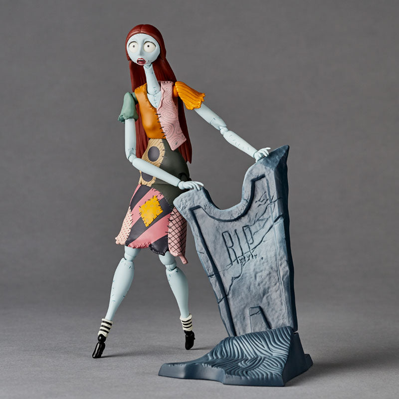 PREORDER Revoltech Nightmare Before Christmas Sally